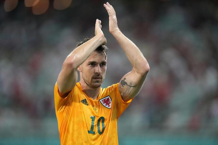 Milan muốn có sự phục vụ của Aaron Ramsey