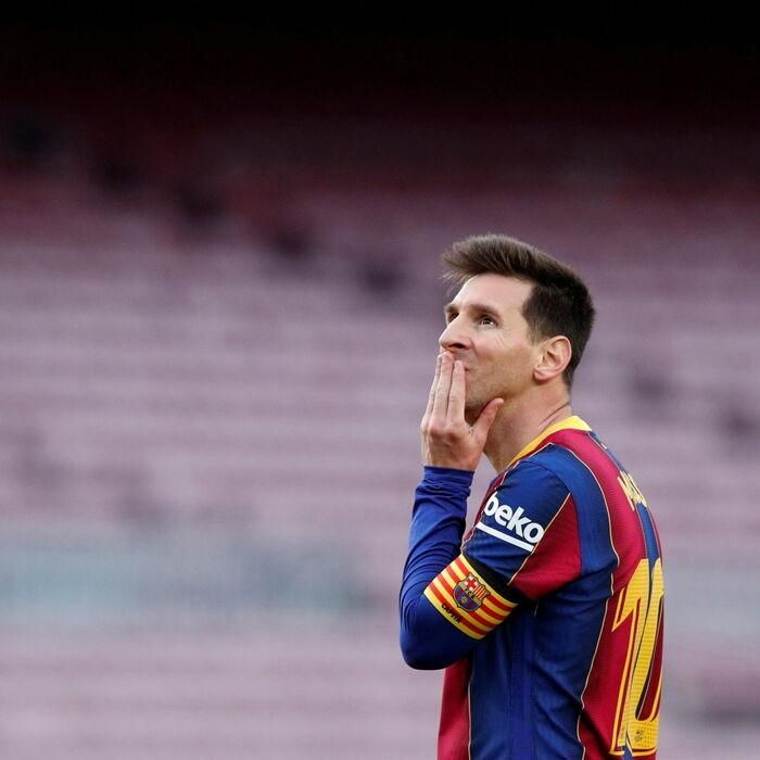 Messi chia tay Barca vì vấn đề tài chính?