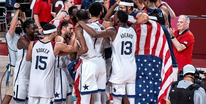 Mỹ giành chiếc HCV khi đánh bại Pháp lần đầu tiên sau 2 năm. Ảnh: FIBA.