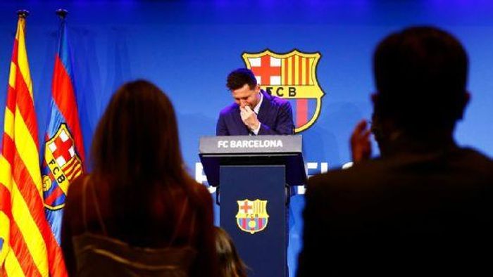 Ngày đặc biệt của Barca bắt đầu bằng buổi họp báo chia tay của Messi vào chiều Chủ Nhật