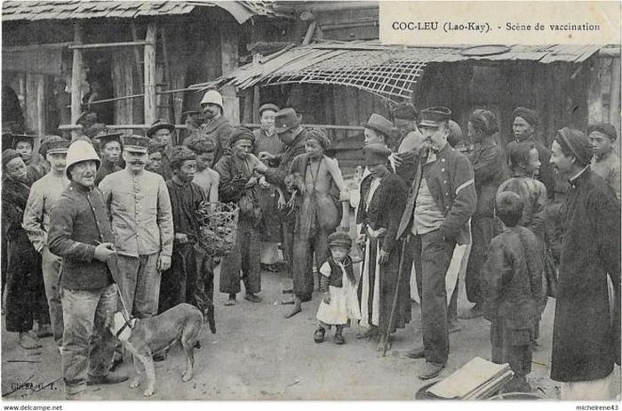 Tiêm chủng tại chợ Cốc Lếu, Lào Cai