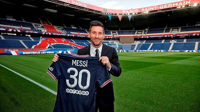 Messi ra mắt PSG với áo đấu số 30