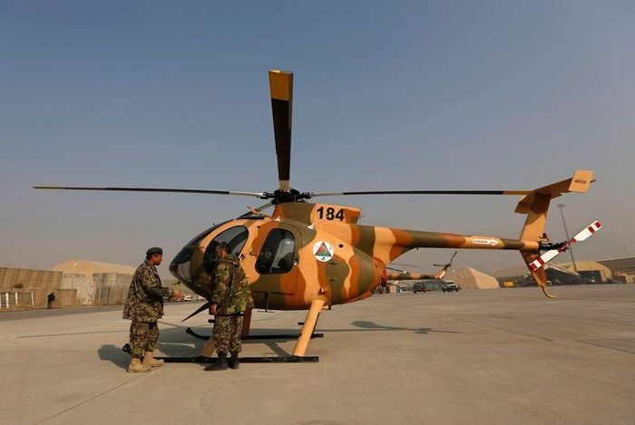 Bên cạnh đó, Không quân Afghanistan cũng sở hữu 50 máy bay trực thăng tấn công MD-530 do Mỹ sản xuất, được trang bị súng máy và rocket