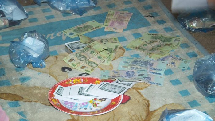 Tang vật vụ việc