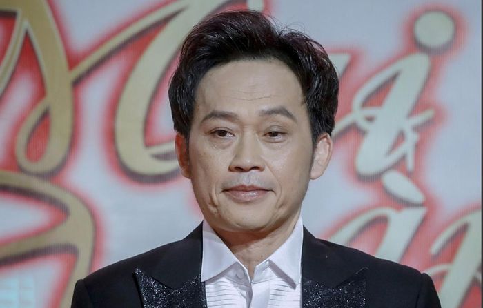 Hoài Linh xin lỗi sau ồn ào kêu gọi từ thiện giúp đỡ miền Trung.
