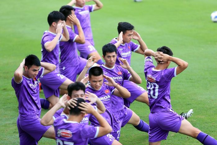 Tuyển Việt Nam chỉ đấu tập với U22 trước khi ra quân tại vòng loại thứ ba World Cup 2022. Ảnh: VFF.