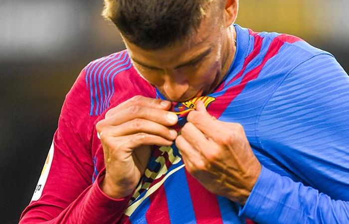 Messi ra đi, Pique thể hiện vai trò thủ lĩnh của mình trong đội bóng
