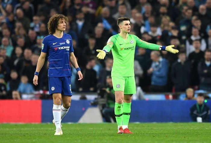 Với 72 triệu bảng, Kepa trở thành thủ môn đắt giá nhất mọi thời đại. Nhưng thủ thành người Tây Ban Nha có hàng loạt màn trình diễn kém cỏi. Thậm chí Kepa còn từ chối thay người trong trận chung kết Carabao Cup mùa 2018/19 dưới thời Maurizio Sarri. Hiện tại, Kepa phải dự bị cho Edouard Mendy.