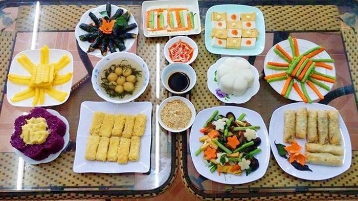 Những món chay nên có trong mâm cỗ cúng rằm tháng 7