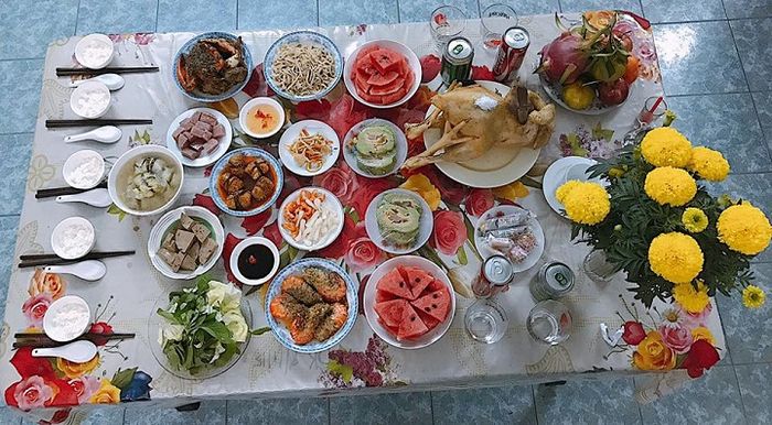 Gợi ý mâm cỗ mặn ngày rằm tháng 7