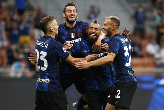 Inter khởi đầu mùa giải mỹ mãn bằng chiến thắng 4-0 trước Genoa. Ảnh: Getty.