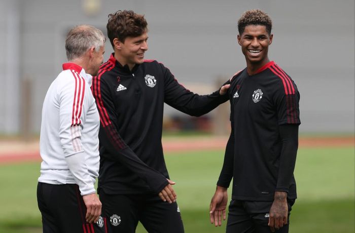 Rashford quay trở lại tập luyện