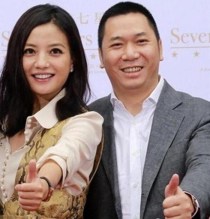 Triệu Vy và chồng
