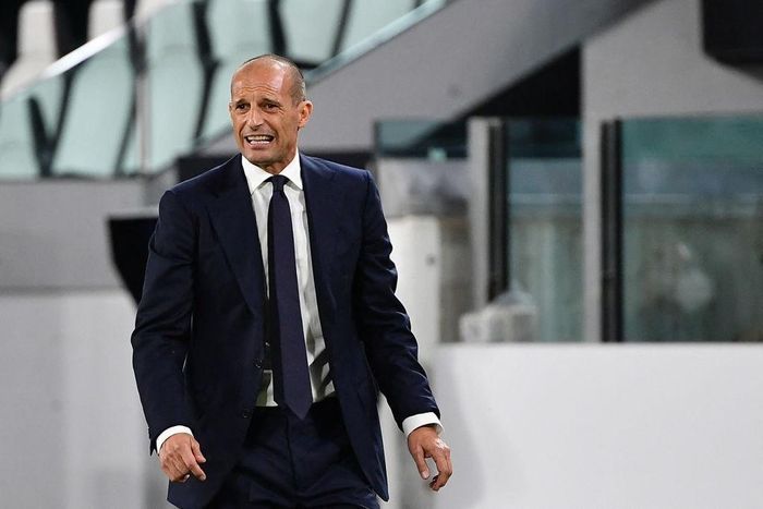  Juventus kết thúc trận đấu với 19 cú dứt điểm nhưng những cơ hội tốt nhất của họ đa phần đến ở hiệp một. Trận thua 0-1 chấm dứt chuỗi 22 năm bất bại của Juve trước Empoli tại đấu trường Serie A. Trong 52 lần dự giải VĐQG Italy, chỉ 3 lần "Lão phu nhân" không thắng trong 2 trận đầu mùa giải ở mùa 2010/11 và 2015/16. 