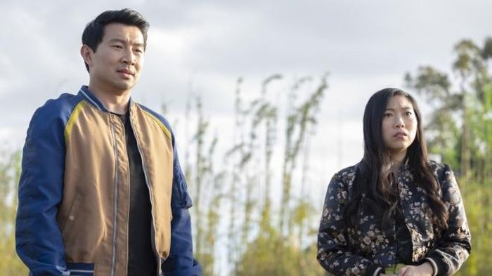 Awkwafina trong vai bạn thân của Shang-Chi