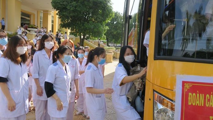 Các thành viên trong Đoàn sẽ đoàn kết chung tay hỗ trợ, giúp đỡ thành phố Hà Nội vượt qua giai đoạn khó khăn. 