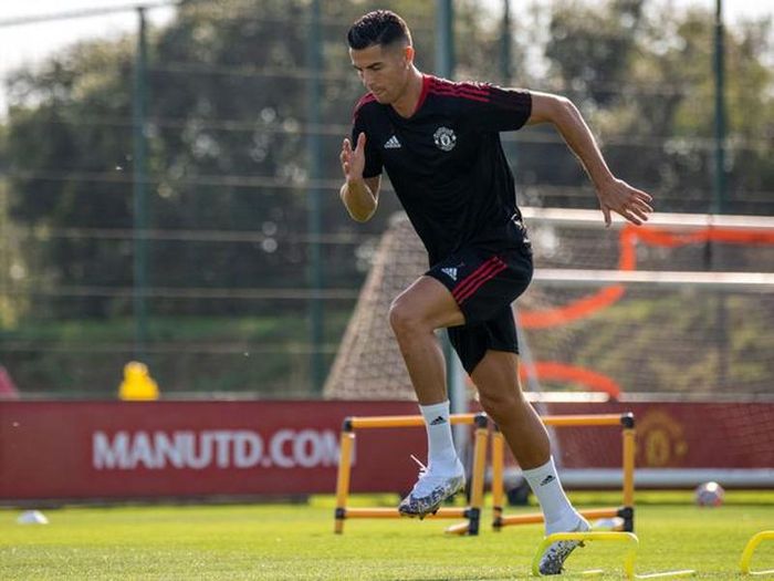 Ronaldo tích cực tập luyện chuẩn bị cho trận đấu với Newcastle. ẢNH: MAN UTD
