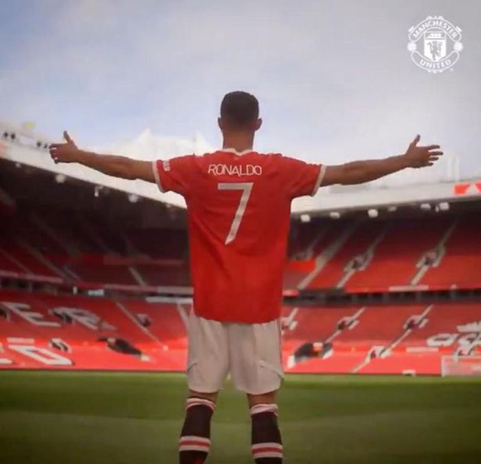 Ronaldo sẽ khoác áo số 7 huyền thoại ra mắt MU lần thứ 2 trên sân nhà Old Trafford vào đêm nay. ẢNH: MIRROR