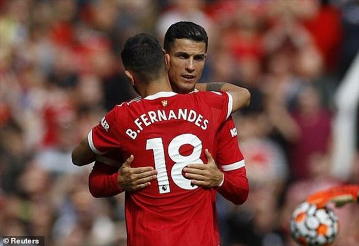 Ronaldo đá chính ngay từ đầu trận MU vs Newcastle