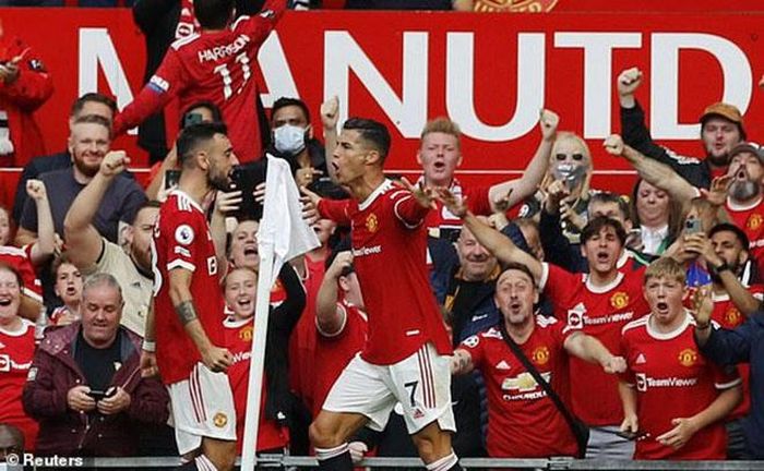 Ronaldo ăn mừng cùng Bruno