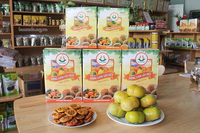 Các sản phẩm từ quả hồng giòn Mộc Châu.