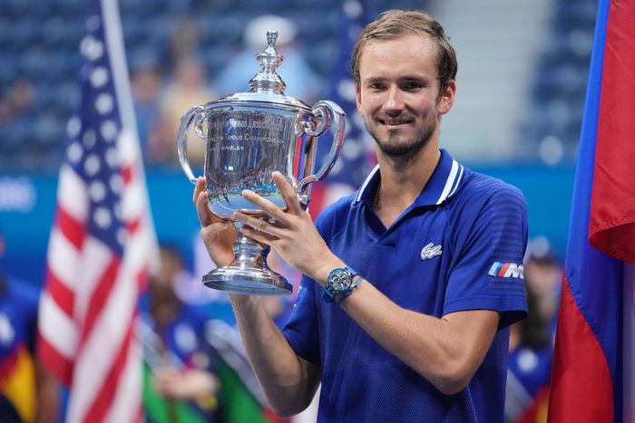 Suốt hành trình chinh phục danh hiệu tại US Open, Medvedev chỉ để thua đúng một set. Anh là tay vợt đầu tiên sinh sau năm 1990 đánh bại được đối thủ trong "Big 3" để giành danh hiệu Grand Slam.