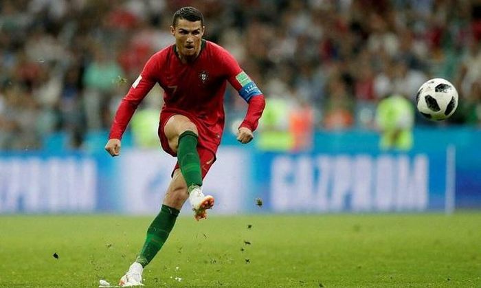 Ronaldo 2.0 với thương hiệu Knuckleball