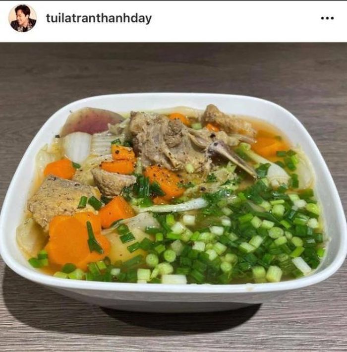 Trấn Thành chia sẻ hình ảnh đầu tiên sau ồn ào sao kê.