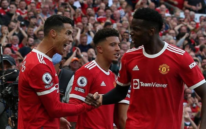 Ronaldo đang cởi bỏ áp lực cho Pogba