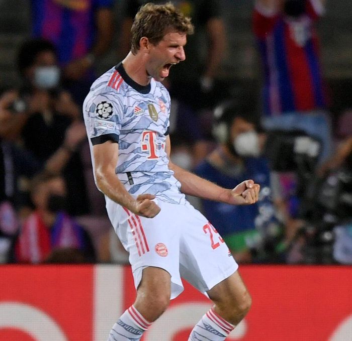 Bàn gần nhất của Muller chính là bàn mở tỉ số trong trận thắng Barca 3-0