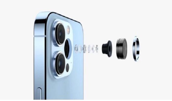 Có 4 lựa chọn về dung lượng cho iPhone 13 và 13 Pro là 128 GB, 256 GB, 512 GB và 1 TB. Giá bán cho iPhone 13 Pro là từ 999 USD trong khi khởi điểm của 13 Pro Max là từ 1.099 USD. Màu xanh nhạt là điểm nhấn mới trong số 4 lựa chọn màu của bộ đôi này. 