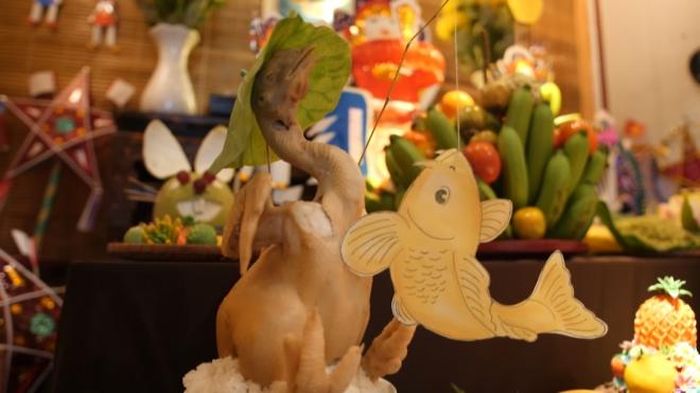 Ông Lã Vọng câu cá làm từ gà luộc