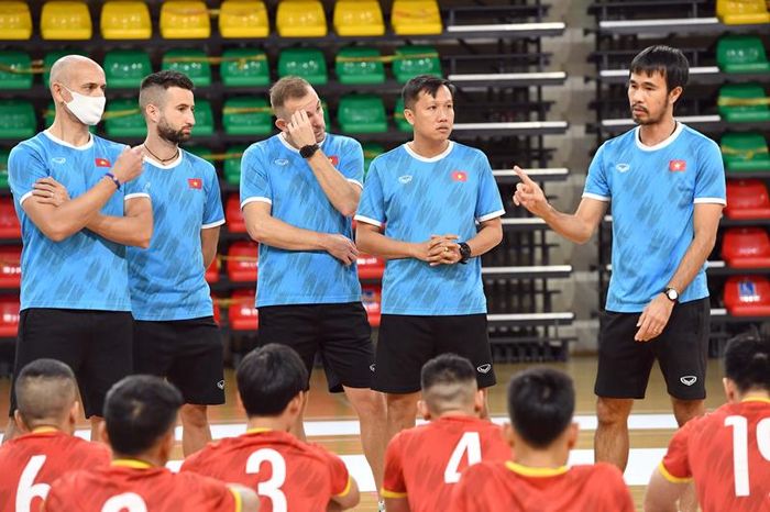 HLV Phạm Minh Giang đánh giá cao Panama. ảnh VFF