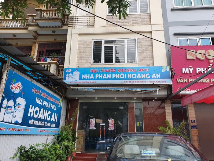 Ngôi nhà bé gái ở bị niêm phong. Ảnh: Hải Nam.