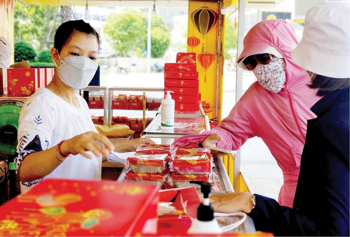 Phòng chống dịch COVID-19, các cơ sở kinh doanh và người tiêu dùng đều thực hiện các biện pháp 5K