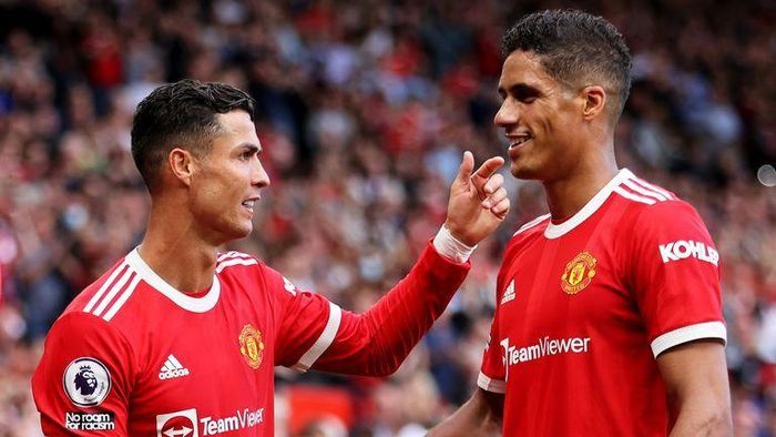 Sau 7 năm chơi cùng nhau ở Real Madrid, Varane và Ronaldo lại gặp lại nhau ở Nhà hát của những giấc mơ
