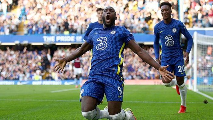 Lukaku đang thi đấu nổi bật hơn Kane thời điểm này
