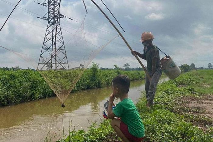 Điều ông Trường lo lắng là sau này nằm xuống sẽ không ai lo cho cháu Minh