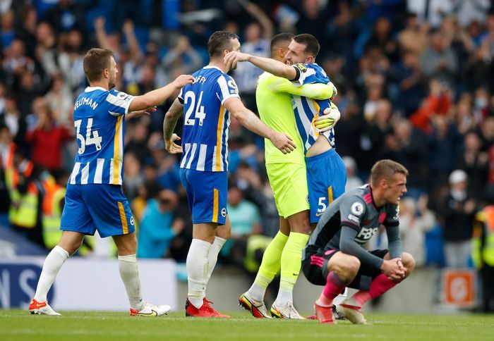  2 bàn thắng cùng chút may mắn đã giúp Brighton bảo toàn thắng lợi tối thiểu cho Welbeck cùng đồng đội. 