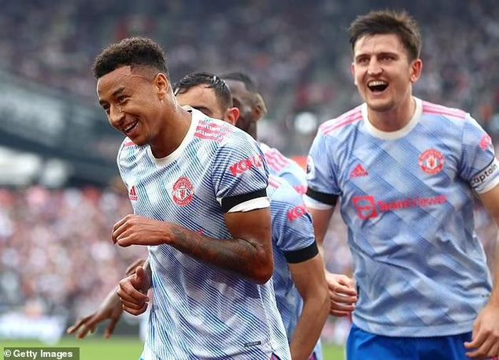 Lingard từ tội đồ hóa người hùng chỉ trong vài ngày