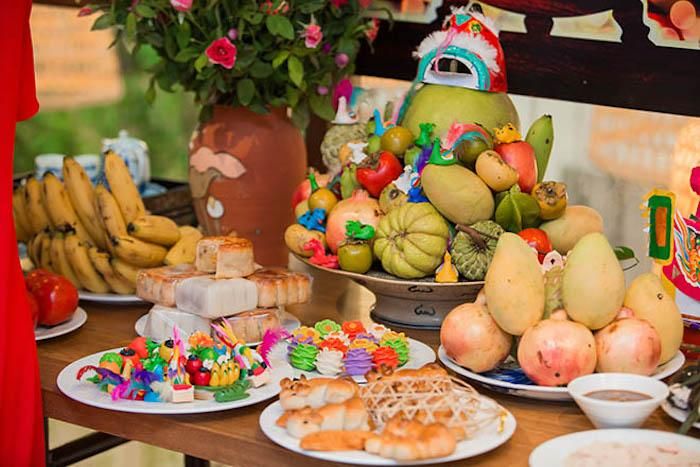 Một mâm cỗ cúng Rằm tháng Tám Âm lịch đầy đủ