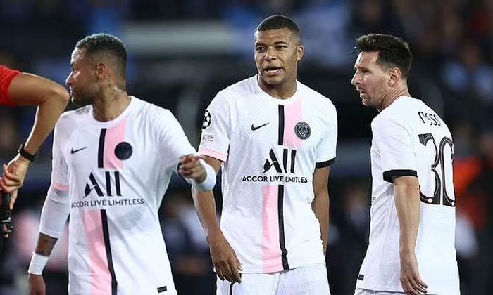 Bộ ba Messi, Neymar và Mbappe chiếm 3 vị trí tiếp theo sau Ronaldo