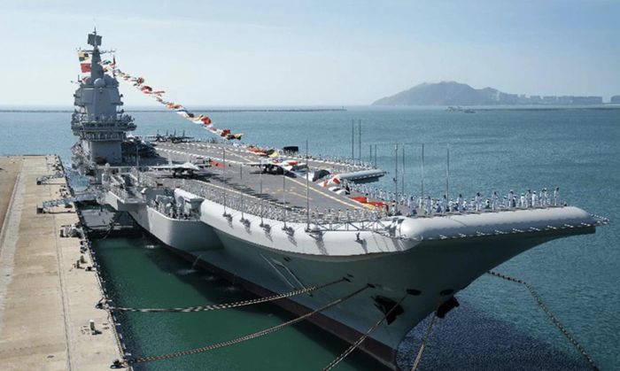 Tàu sân bay nội địa đầu tiên của Trung Quốc, Sơn Đông, đã hoàn thành các nhiệm vụ thử nghiệm và huấn luyện thường xuyên trên biển sau khi phục vụ trong Hải quân được 10 tháng. Ảnh: Global Times