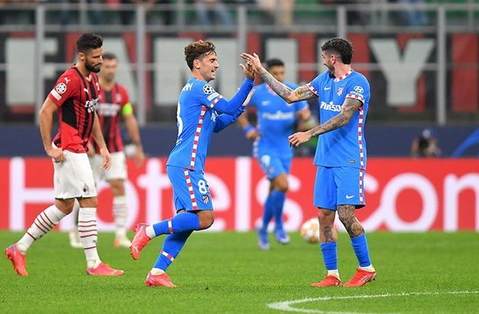 Milan thua ngược Atletico Madrid