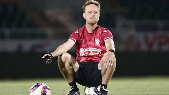 HLV Polking được kỳ vọng sẽ giúp đội tuyển Thái Lan khởi sắc ở AFF Cup 2021. Ảnh: TPHCM