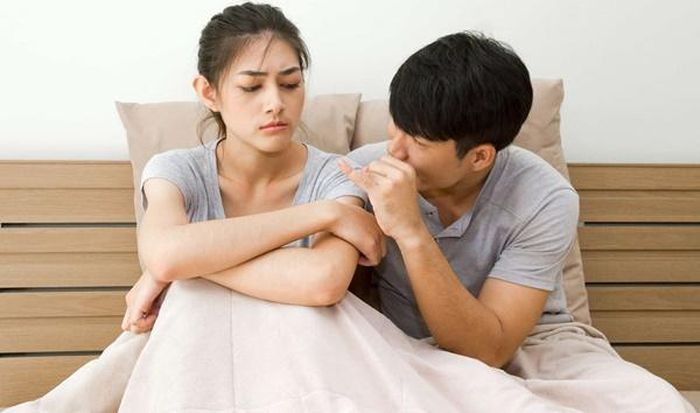 Thuốc có thể phục hồi chức năng cương dương nhưng không thể làm tăng ham muốn trong chuyện chăn gối. Vì vậy, trong quá trình chẩn đoán và điều trị lâm sàng, ngoài việc kê đơn thuốc, bác sĩ còn giúp người bệnh phân tích và giải quyết vấn đề, để họ hình thành thói quen sinh hoạt điều độ, có lợi cho sức khỏe thể chất và tinh thần.