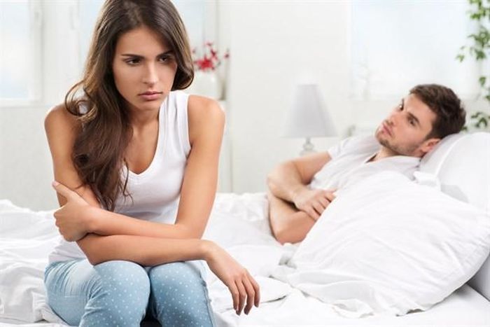 Chất lượng cuộc sống tình dục kém có khả năng gây ra nhiều vấn đề trong mọi khía cạnh của cuộc sống vợ chồng. Theo thời gian, lòng tự trọng và sự tự tin của nam giới sẽ giảm sút. Thực tế, các cặp đôi quan hệ tình dục ít không chỉ do các vấn đề rối loạn chức năng tình dục mà còn liên quan đến áp lực công việc, sự hấp dẫn lẫn nhau, v.v.