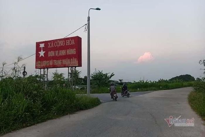 Vị trí UBND xã Cộng Hòa lập chốt khi có dịch để kiểm soát người có giấy mới được ra ngoài