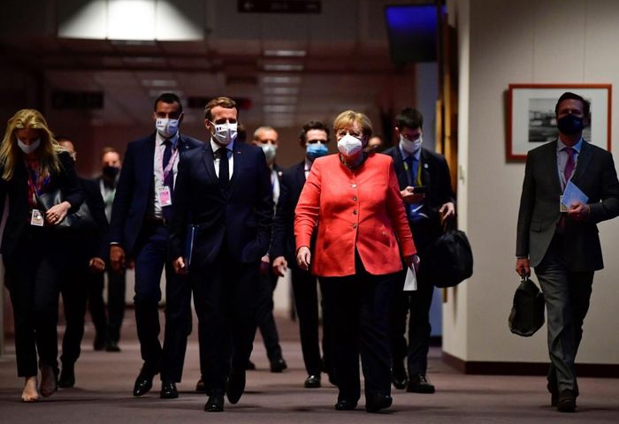  Tổng thống Pháp Emmanuel Macron và Thủ tướng Đức Angela Merkel tại Brussels năm 2020. Ảnh: New York Times.