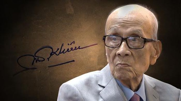 Giáo sư, Anh hùng lao động Vũ Khiêu.